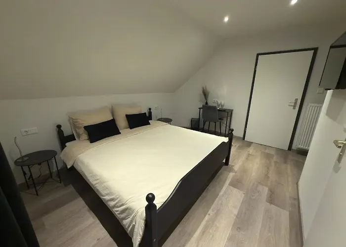 B&B Jagdschloesschen 빌링겐