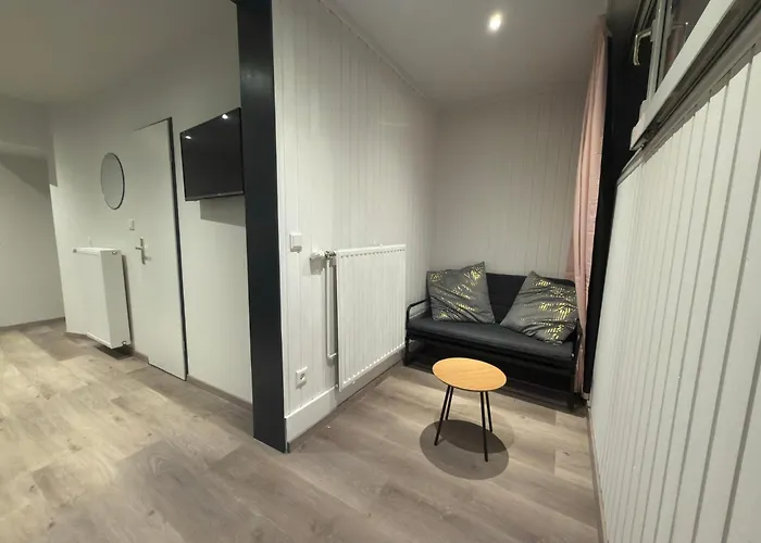 Couette-café Jagdschloesschen 3*